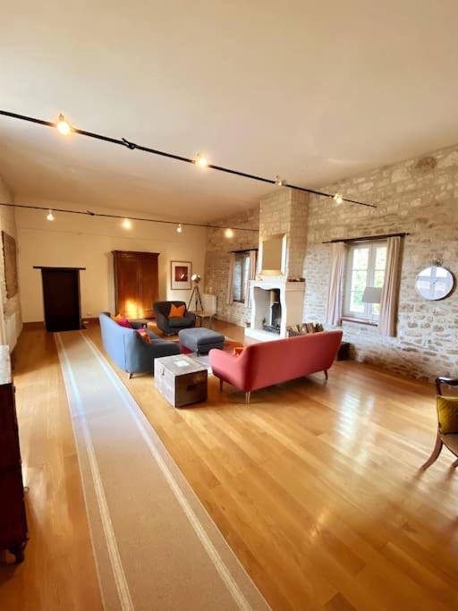 Uniquely Private Holiday Villa In The Charente Puyreaux Εξωτερικό φωτογραφία